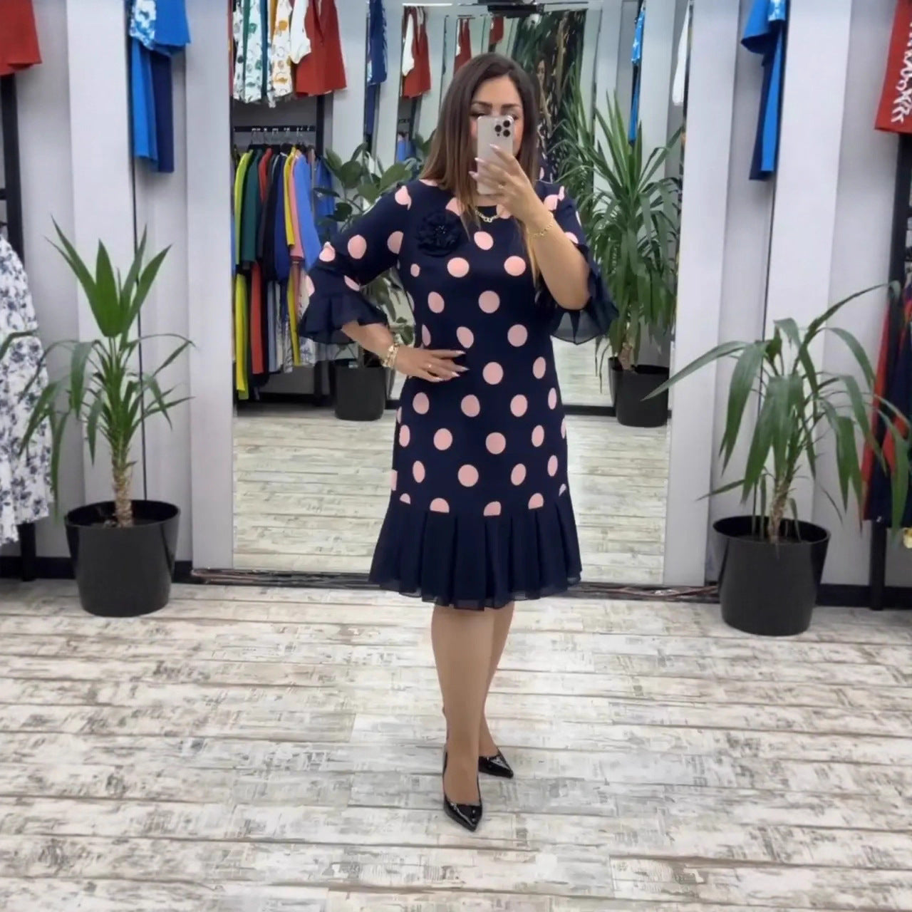 Robe Lila Plissée À Pois