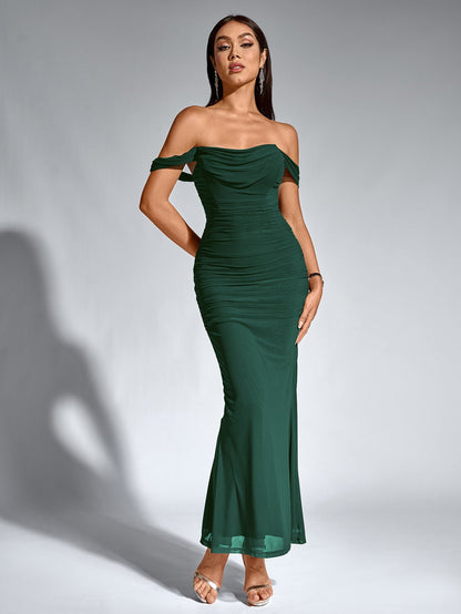 Robe À Épaules Dénudées, Froncée & Zippée Dans Le Dos