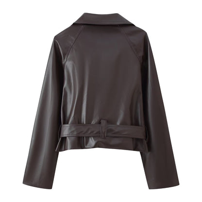 Manteau court en cuir à double boutonnage